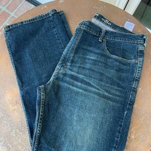 Men’s dark faded wash DENIZEN Levis size 42 x 32